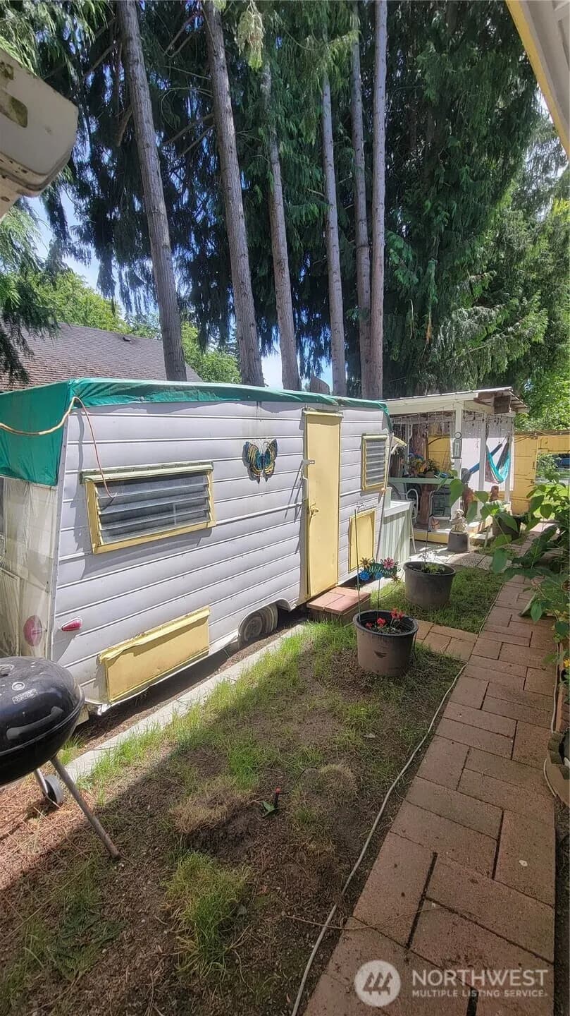 Property photo for 9411 356th Street S, Mc Kenna photo 19
