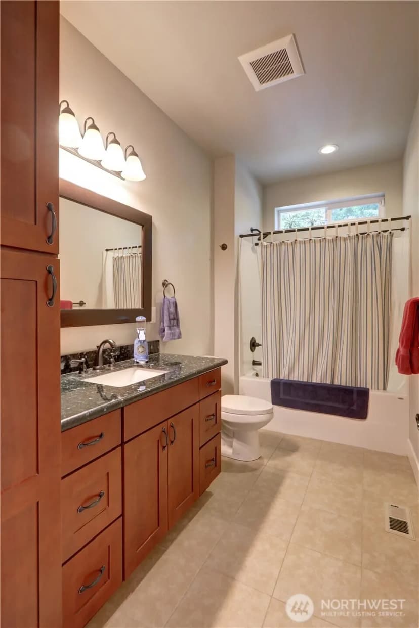 Property photo for 15324 Glenshire Place Sw, Port Orchard photo 17