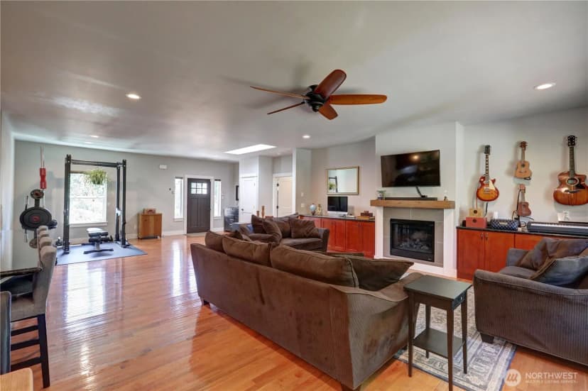 Property photo for 15324 Glenshire Place Sw, Port Orchard photo 7