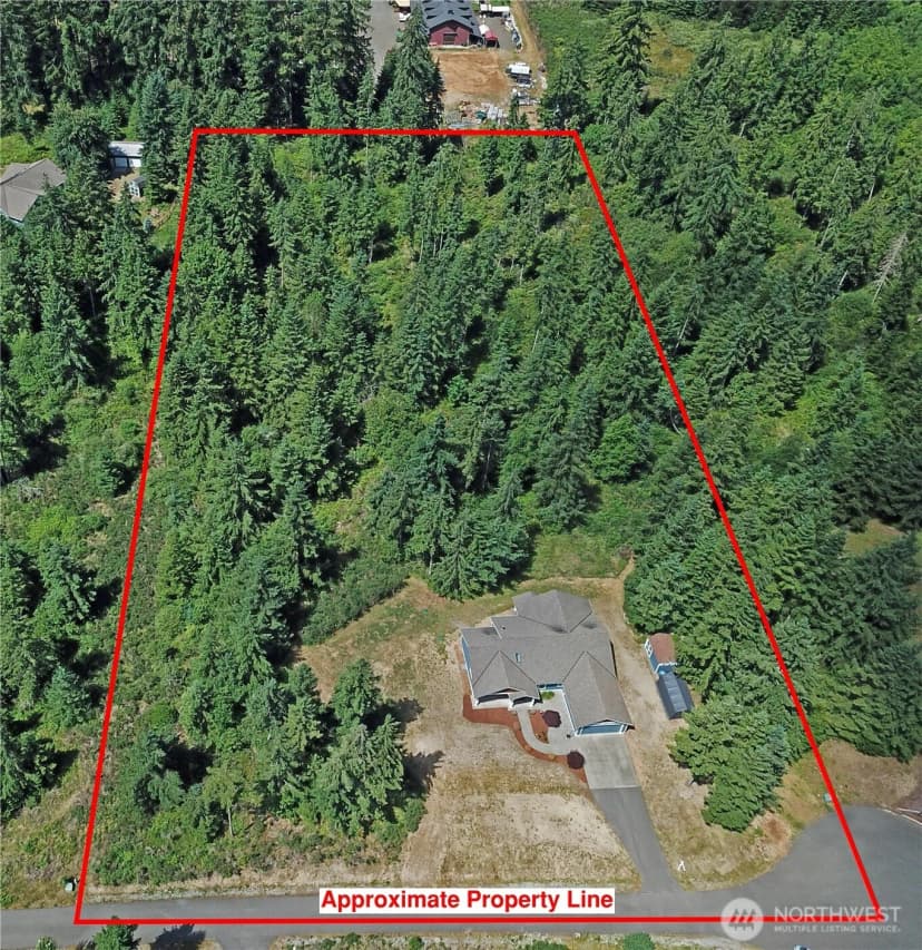 Property photo for 15324 Glenshire Place Sw, Port Orchard photo 2