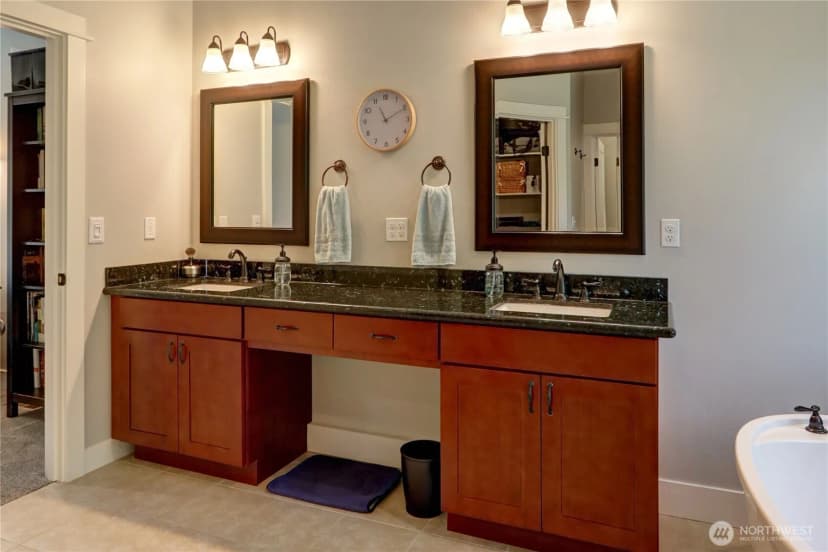Property photo for 15324 Glenshire Place Sw, Port Orchard photo 12