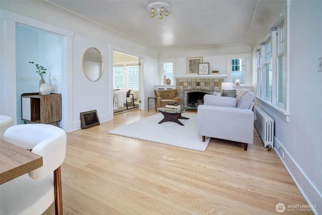 Property photo for 511 N 76th Street, Seattle photo 4