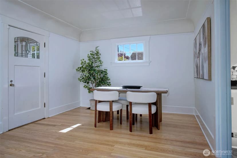 Property photo for 511 N 76th Street, Seattle photo 6