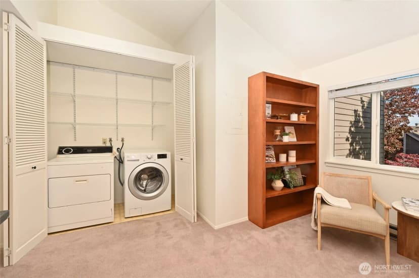 Property photo for 6343 Sand Point Way Ne, Seattle photo 14