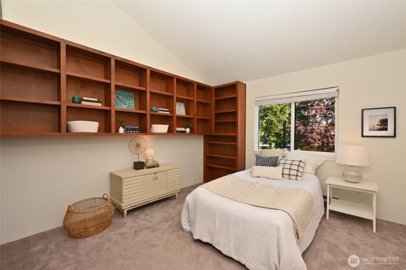 Property photo for 6343 Sand Point Way Ne, Seattle photo 18