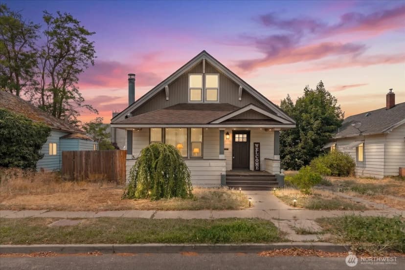 Property photo for 309 E 3rd Street, Ritzville