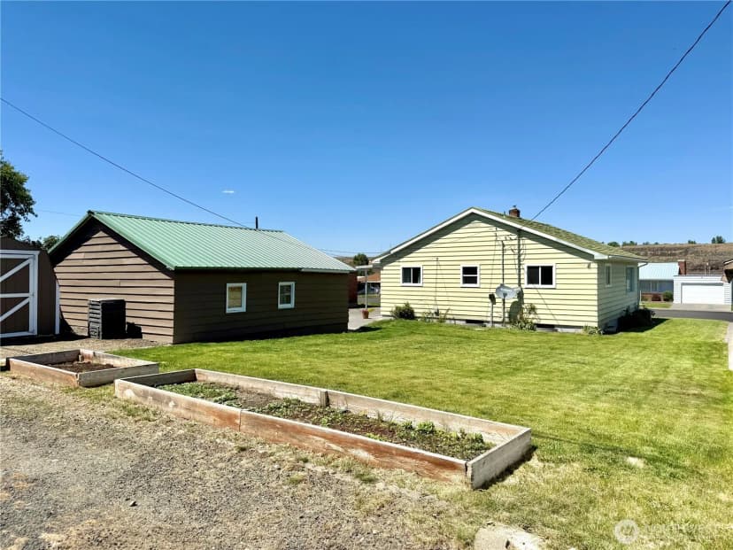 Property photo for 706 E 2nd Avenue, Odessa photo 36