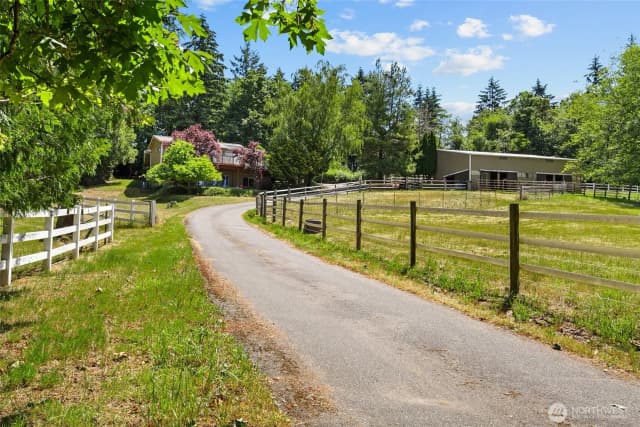 Property photo for 3315 17th Street Nw, Gig Harbor photo 4