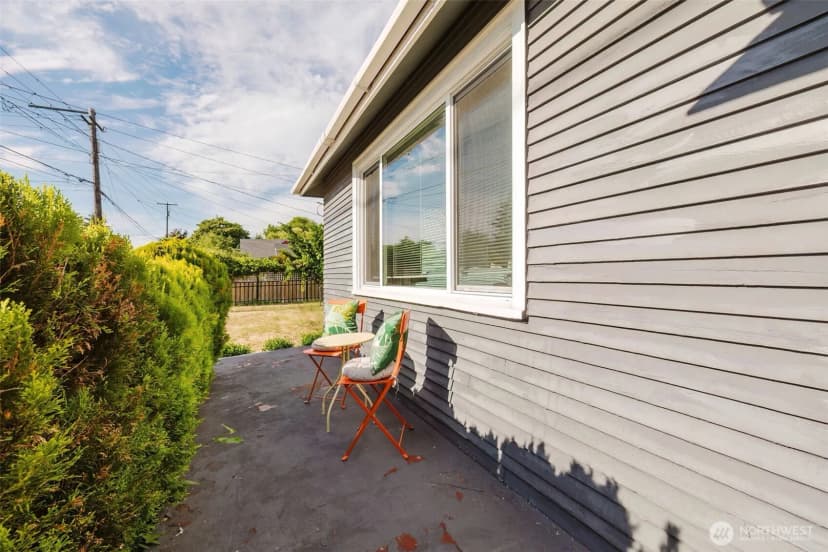 Property photo for 1108 Warren Avenue, Bremerton photo 34
