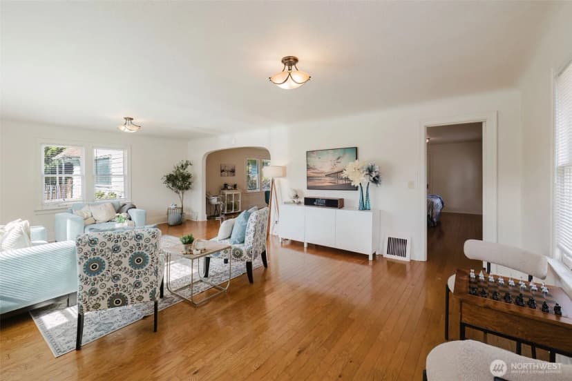 Property photo for 1108 Warren Avenue, Bremerton photo 4