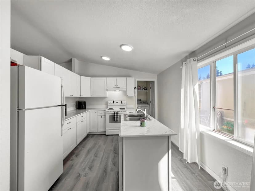 Property photo for 10511 137th Street E #16, Puyallup photo 10