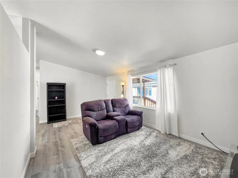 Property photo for 10511 137th Street E #16, Puyallup photo 6