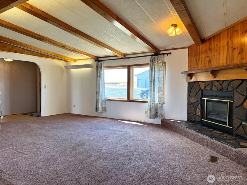 Property photo for 7603 Coyote Heights Road N, Odessa photo 9
