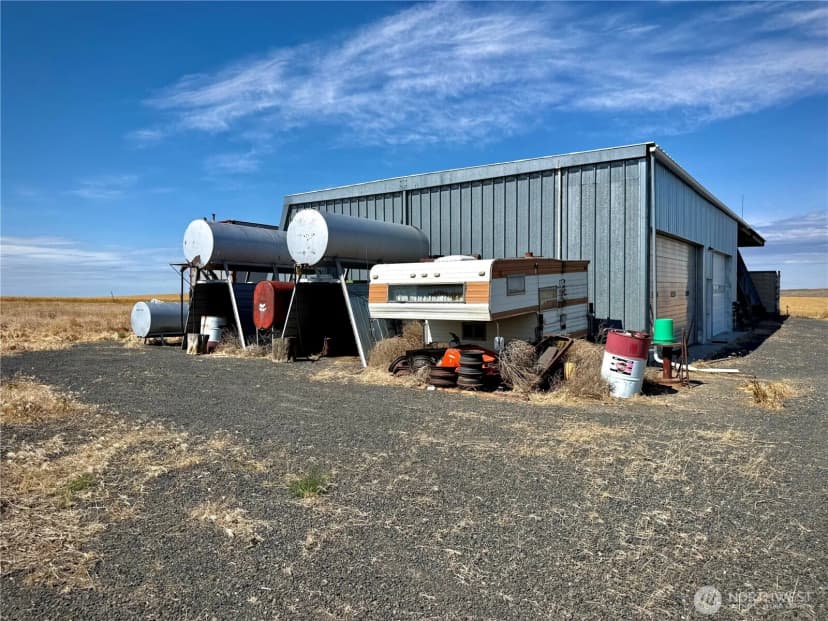 Property photo for 7603 Coyote Heights Road N, Odessa photo 27