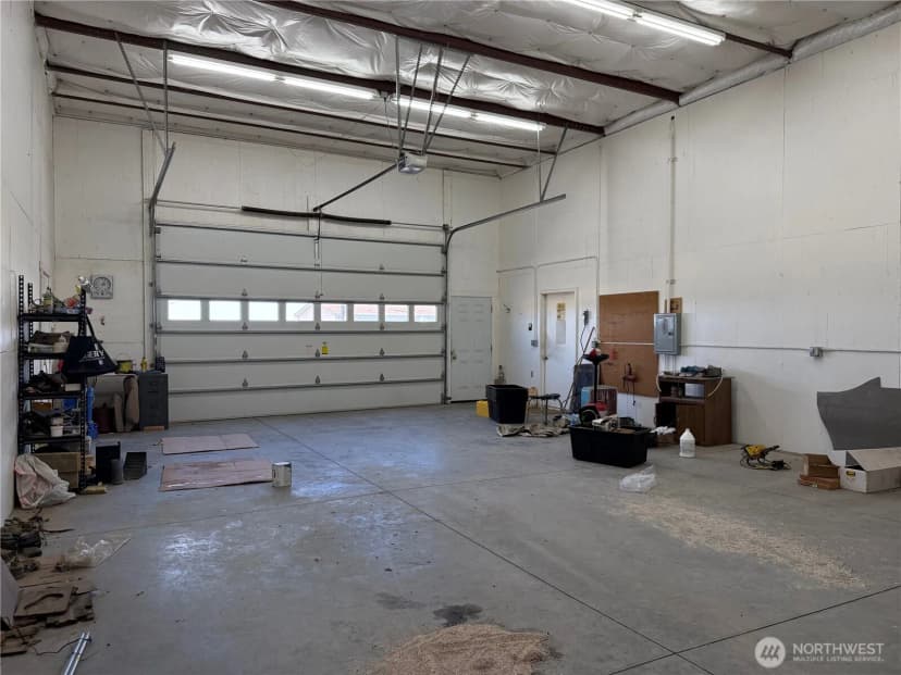 Property photo for 7603 Coyote Heights Road N, Odessa photo 33