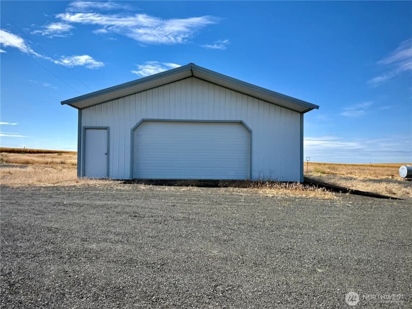 Property photo for 7603 Coyote Heights Road N, Odessa photo 26