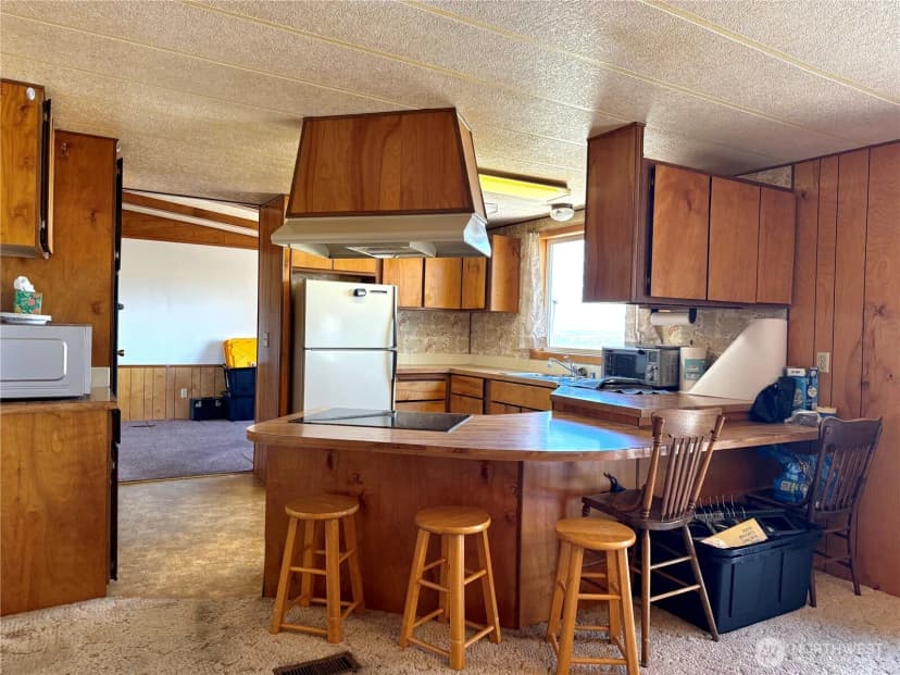 Property photo for 7603 Coyote Heights Road N, Odessa photo 4