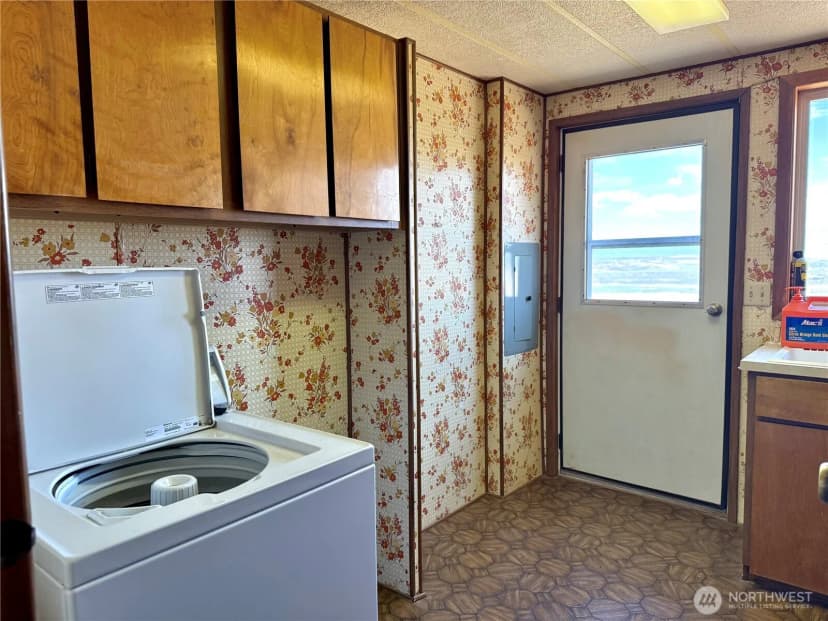 Property photo for 7603 Coyote Heights Road N, Odessa photo 12