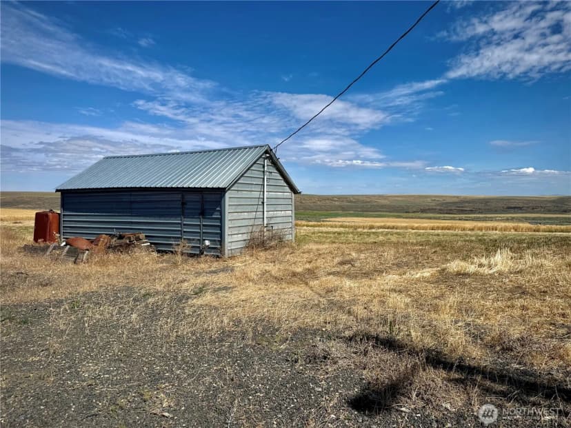 Property photo for 7603 Coyote Heights Road N, Odessa photo 28