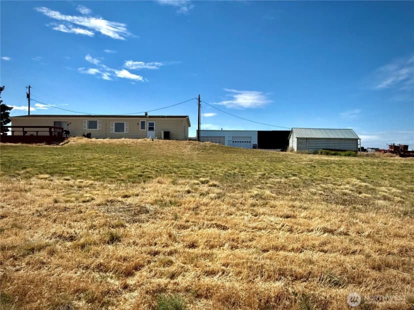 Property photo for 7603 Coyote Heights Road N, Odessa photo 22