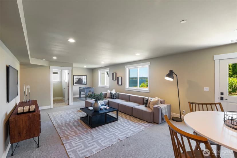 Property photo for 1124 Lake Washington Boulevard S, Seattle photo 35