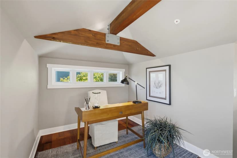 Property photo for 1124 Lake Washington Boulevard S, Seattle photo 22