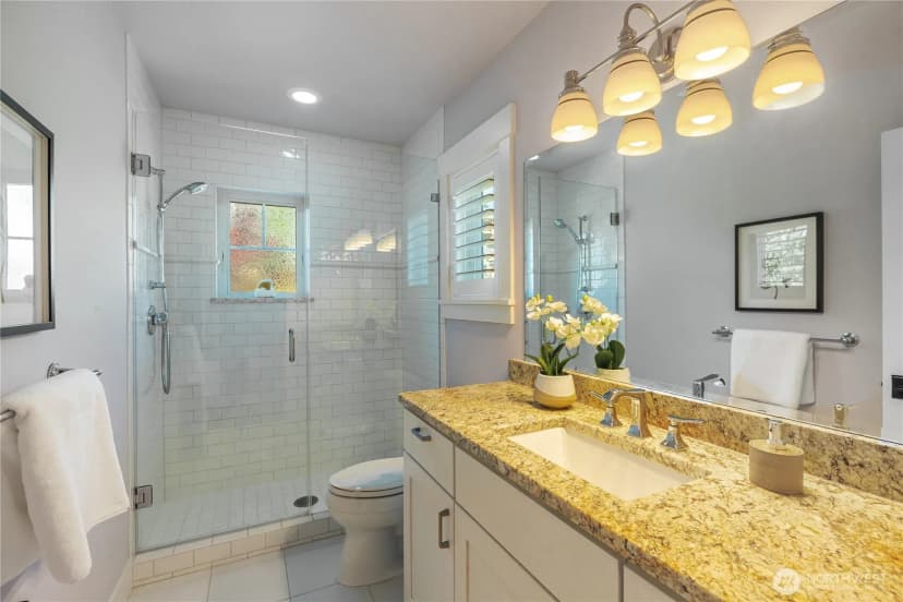 Property photo for 1124 Lake Washington Boulevard S, Seattle photo 20
