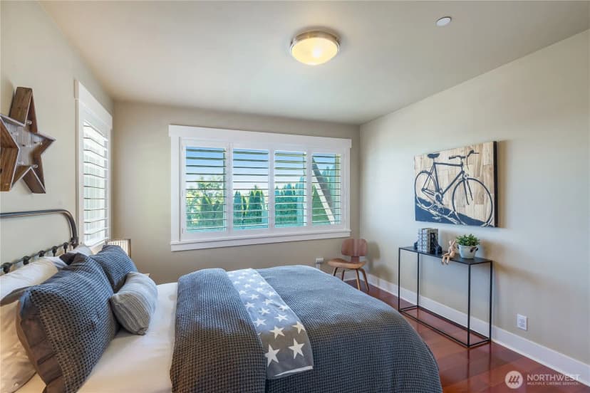 Property photo for 1124 Lake Washington Boulevard S, Seattle photo 32