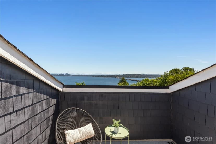 Property photo for 1124 Lake Washington Boulevard S, Seattle photo 23