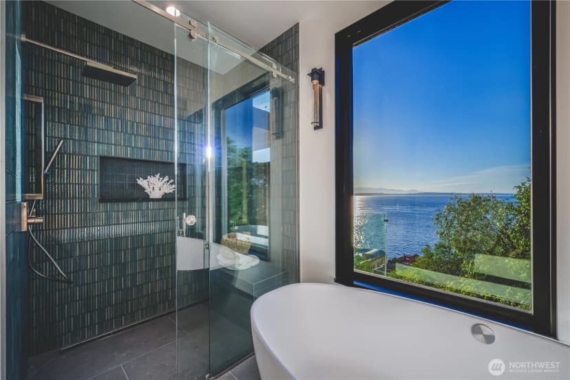 Property photo for 1017 California Lane Sw, Seattle photo 22