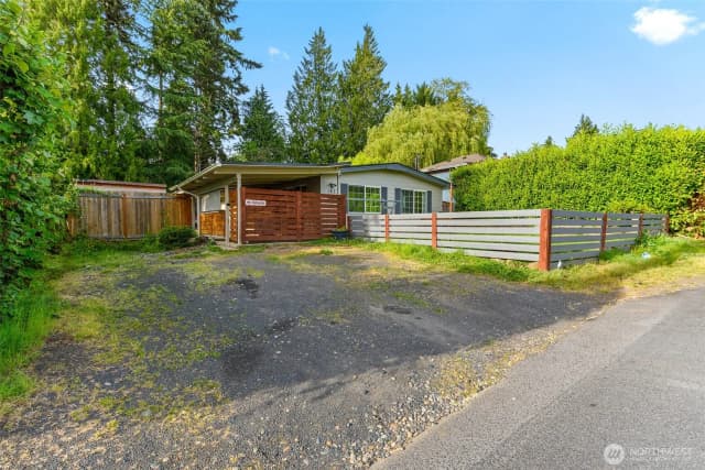 Property photo for 147 Mountain View Drive, Longview