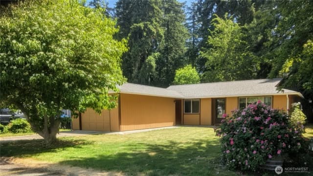 Property photo for 114 Jalyn Street, Centralia