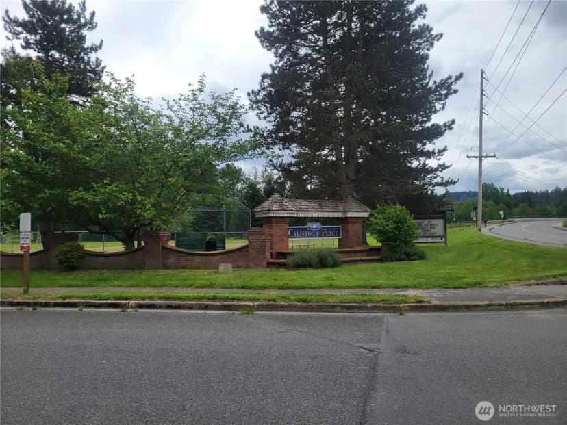 Property photo for 506 Skinner Way Sw, Orting photo 3