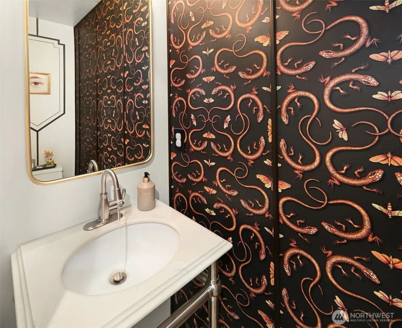 Property photo for 15628 8th Avenue Sw #b, Burien photo 17