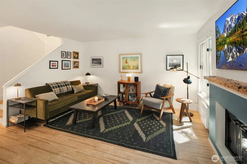Property photo for 15628 8th Avenue Sw #b, Burien photo 6