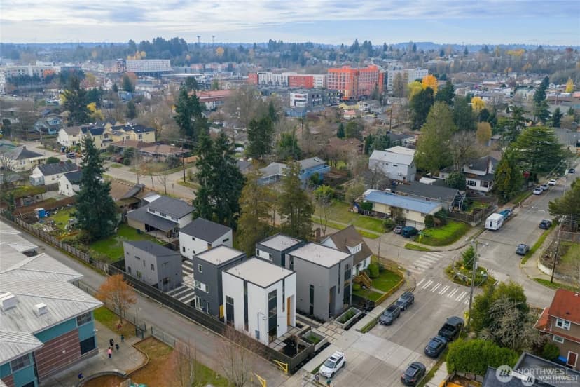 Property photo for 4411 S Holly Street, Seattle photo 34