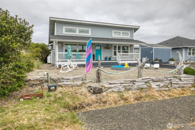 Property photo for 1155 Greenview Avenue Sw, Ocean Shores photo 2