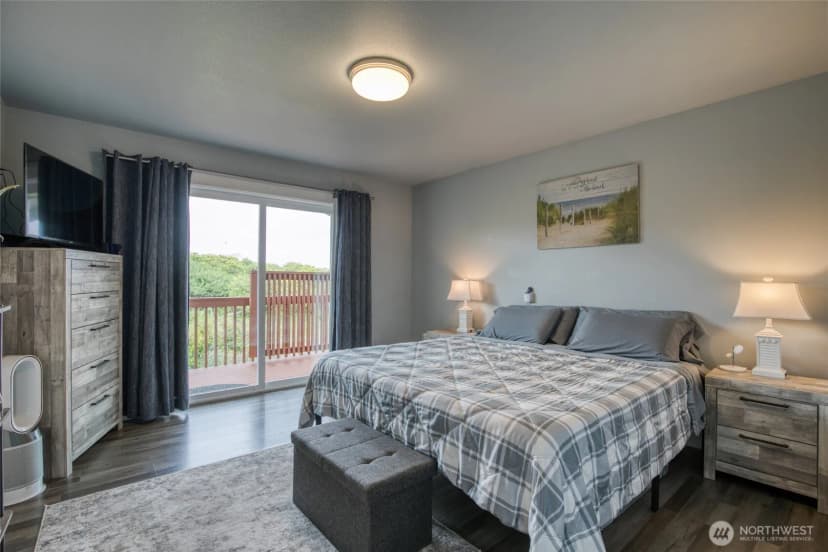 Property photo for 1155 Greenview Avenue Sw, Ocean Shores photo 23