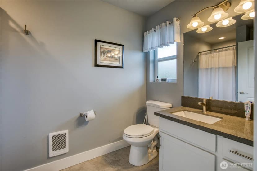 Property photo for 1155 Greenview Avenue Sw, Ocean Shores photo 24