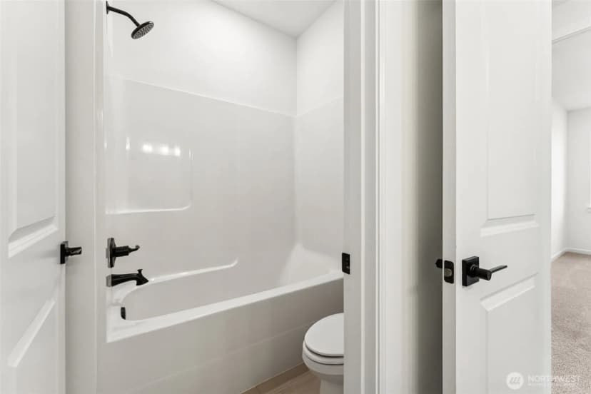 Property photo for 5851 Thornhill Avenue Sw #298, Port Orchard photo 11