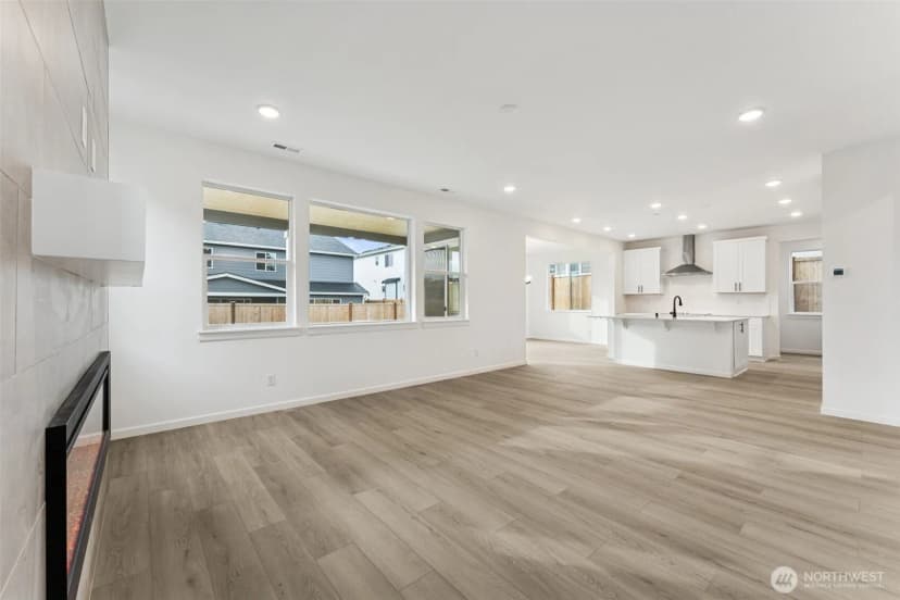 Property photo for 5851 Thornhill Avenue Sw #298, Port Orchard photo 8