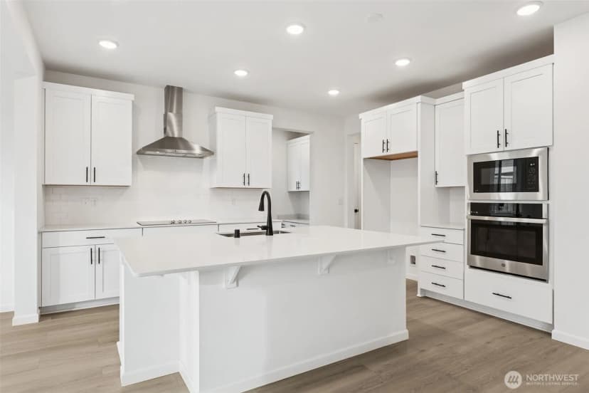 Property photo for 5851 Thornhill Avenue Sw #298, Port Orchard photo 3
