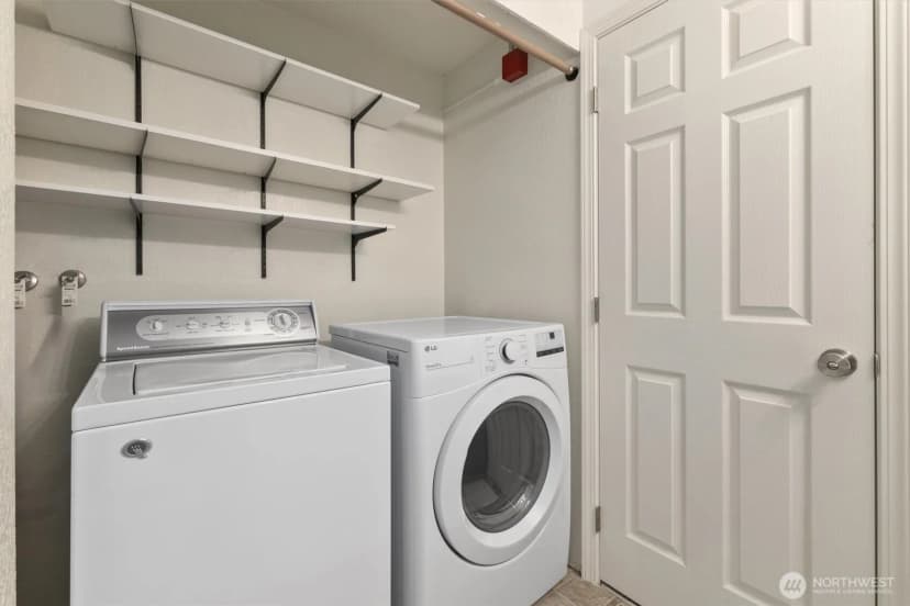 Property photo for 9484 Redmond-woodinville Road Ne #c-205, Redmond photo 15
