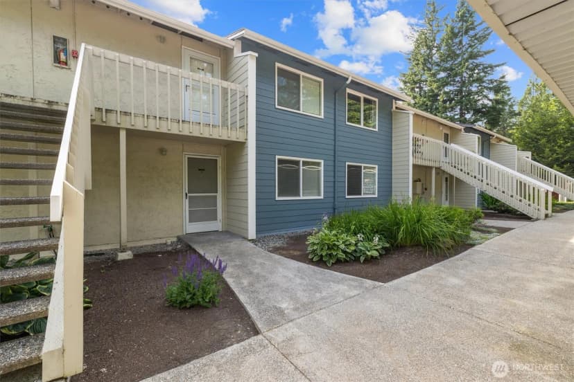 Property photo for 9484 Redmond-woodinville Road Ne #c-205, Redmond photo 20