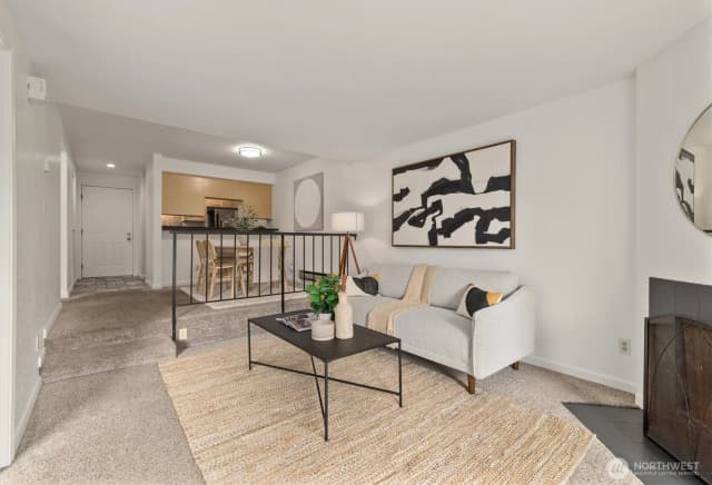 Property photo for 9484 Redmond-woodinville Road Ne #c-205, Redmond photo 3