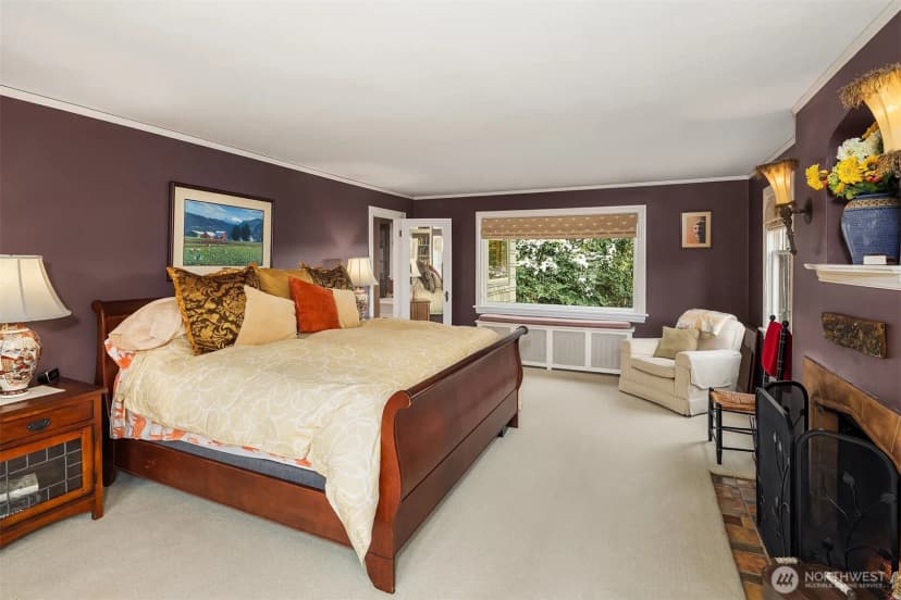 Property photo for 3333 43rd Avenue Ne, Seattle photo 19