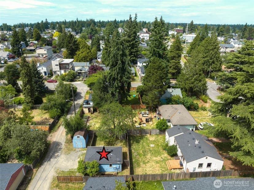 Property photo for 9745 Evanston Avenue N #b, Seattle photo 32
