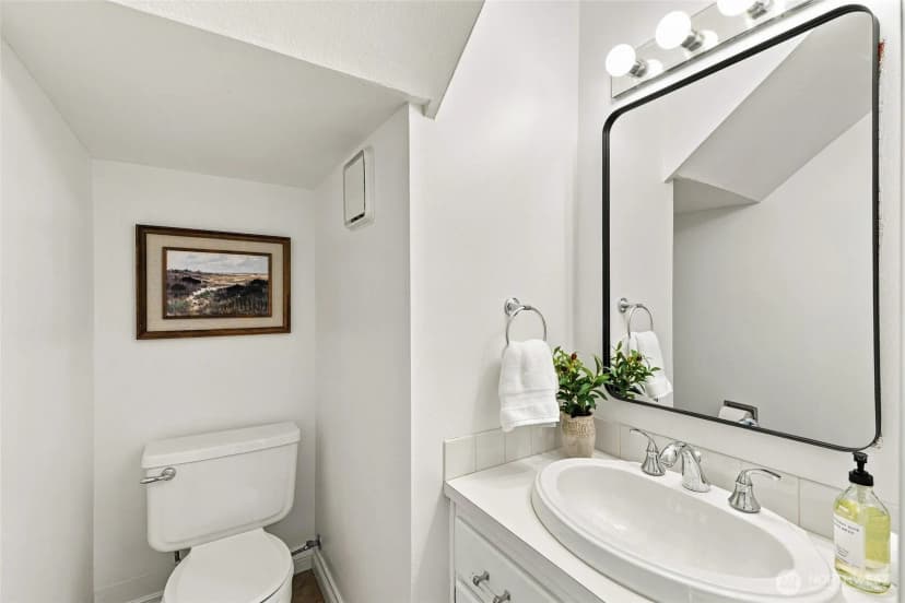 Property photo for 21116 80th Avenue W #7, Edmonds photo 18
