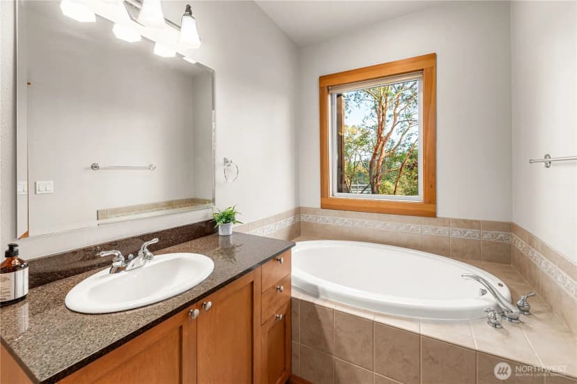 Property photo for 475 Perry Place #14, Friday Harbor photo 15