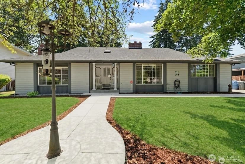 Property photo for 7826 Agate Drive Sw, Lakewood